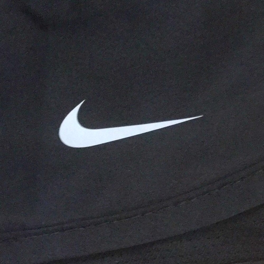 Nike Black Athletic Shorts Lightweight Dry Fit Breathable Design Size Medium - Picture 2 of 14